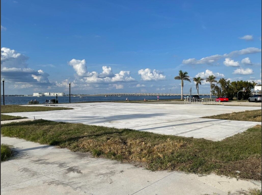 Bayfront Y slab